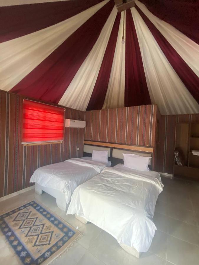 Omar Ali Luxury Camp Hotel Wadi Rum Ngoại thất bức ảnh