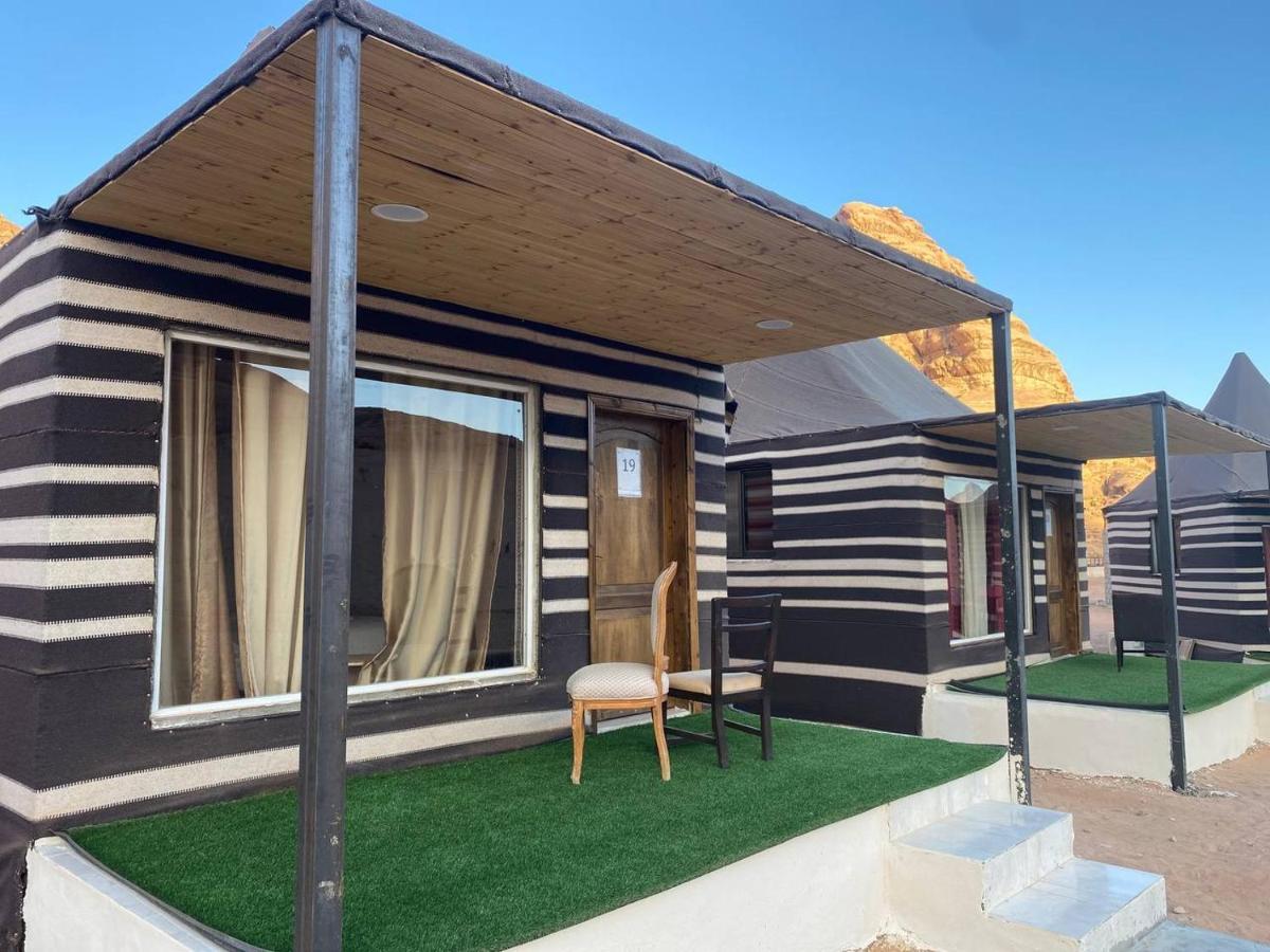 Omar Ali Luxury Camp Hotel Wadi Rum Ngoại thất bức ảnh