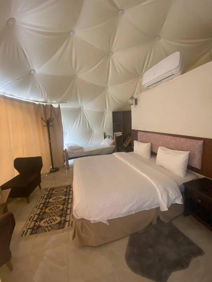 Omar Ali Luxury Camp Hotel Wadi Rum Ngoại thất bức ảnh
