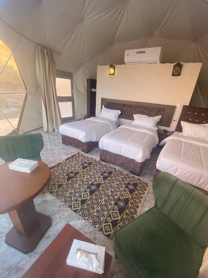 Omar Ali Luxury Camp Hotel Wadi Rum Ngoại thất bức ảnh