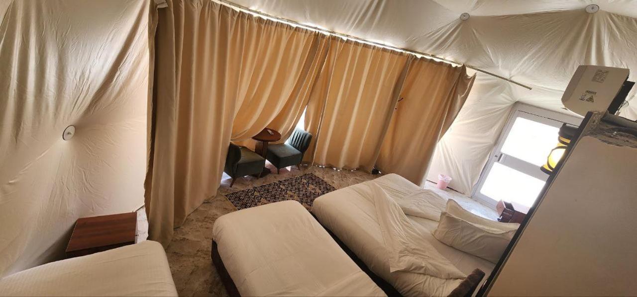 Omar Ali Luxury Camp Hotel Wadi Rum Ngoại thất bức ảnh